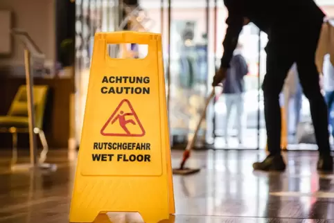 326.000 Euro im Jahr kostet die Reinigung der Gebäude der Verbandsgemeinde. 