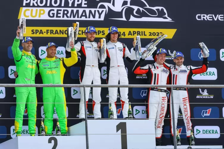 Marvin Dienst (links) und Berkay Besler hatten ihren Stammplatz in der Mitte des Podiums. 