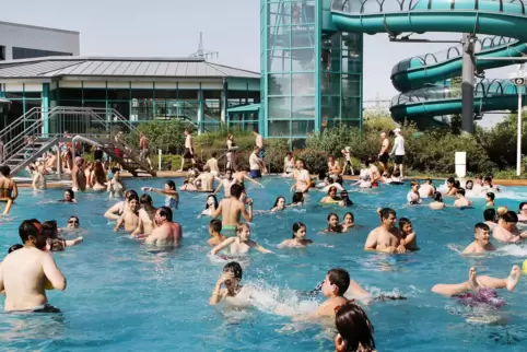 Der Freibadebereich im Mutterstadter Aquabella öffnet als erstes: am kommenden Samstag.