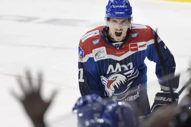 Emotional: Borna Rendulic nach seinem Penalty-Treffer.