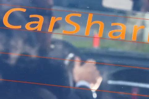 Beim Car-Sharing kann man sich unkompliziert und für kurze Zeit ein Auto mieten, wenn man es braucht. 