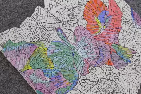 Ein Mosaik von Toyoharu Kii. 