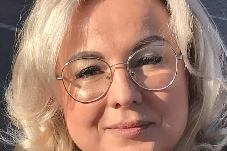 Dania J&auml;ger: Als Nachlassverwalterin seit 15 Jahren die &bdquo;Anw&auml;ltin der einsamen Toten&ldquo; in bislang weit &uuml;ber 1000 Verfahren. 