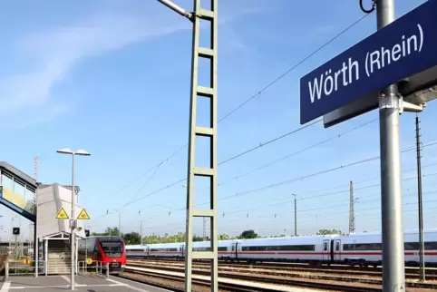 Zwischen dem Badepark Wörth und Karlsruhe fahren momentan keine Bahnen der S5. 