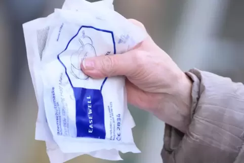 Nicht ewig haltbar: Schutzmasken, hier in verpackter Form. Nicht ewig haltbar: Schutzmasken, hier in verpackter Form.