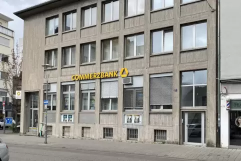 Am Commerzbank-Standort in Kaiserslautern werden 13.900 Privat- und Unternehmerkunden betreut. 