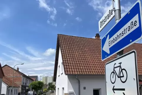 Die Ottstraße, noch ohne Ergänzung zum Straßennamen. 