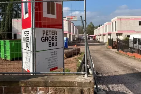 Peter Gross Bau ist in der Region bei einer Vielzahl von Projekten am Werk. So auch beim Wohnpark Villa Loeser in der Lemberger 
