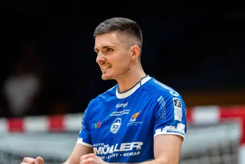 Statt bei den Eulen Ludwigshafen spielt Jannis Schneibel aus Hochdorf-Assenheim beim THSV Eisenach – und zwar so gut, dass der K