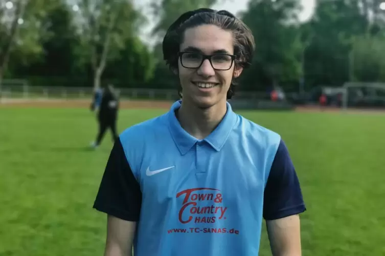 Mit vier Toren Matchwinner f&uuml;r den TuS Sausenheim: Carlo Bornewasser. 