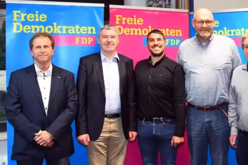 Neuer Vorstand des FDP Kreisverbands Donnersberg: der Vertreter der Kreistagsfraktion Michael Vettermann, Stellvertreter Gerd Ja