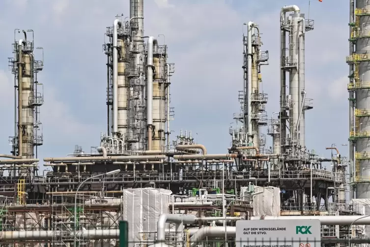 In der Erdölraffinerie PCK in Schwedt kommt Rohöl aus Russland über die Pipeline «Freundschaft» an.