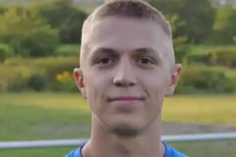 Seinen Schuss wehrte der Bellheimer Torwart ab: Max Stoll.