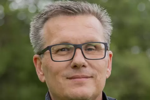 Bernd Utzinger, Trainer des FC Kleinsteinhausen. 