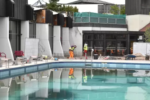 Ab nächster Woche soll das Freibad des Dürkheimer Saliniariums ausgewintert werden.