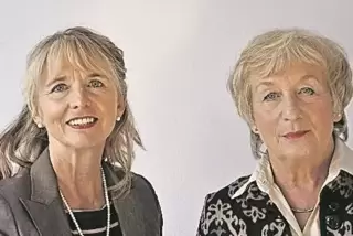 Gabriele Engel (links) und Ursula Klotmann praktizieren als systemische Therapeutinnen in Neustadt.