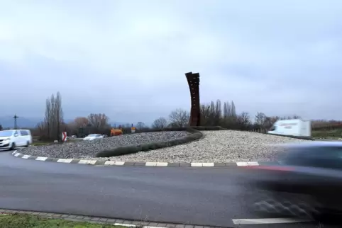 Die K6 wird zwischen dem Kreisel bei Bäcker Becker (Foto) und dem Kreisel beim Aldi gesperrt. 