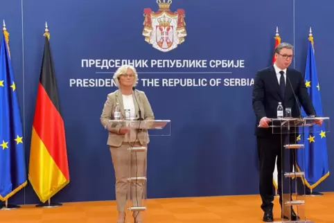 Verteidigungsministerin Christine Lambrecht (SPD) besuchte Anfang Mai Serbien und sprach mit Staatspräsident Aleksandar Vucic.