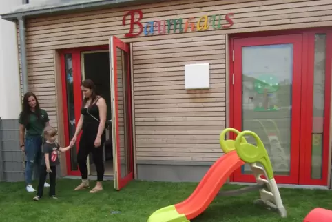 Das neue Kinderhaus liegt direkt neben dem DRK-Pflegeheim. 