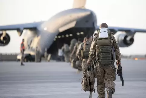 Der Auslandseinsatz der Bundeswehr in Afghanistan hat die Truppe viel Kraft und Material gekostet – und auch Menschenleben. Die 