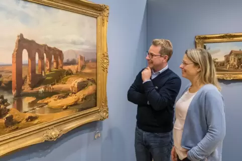 Freier Eintritt am Museumstag: Besucher in der Bürkel-Dauerausstelllung im Forum Alte Post in Pirmasens 