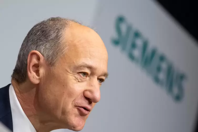 Siemens-Chef Roland Busch fällt der Abschied aus Russland nicht leicht.