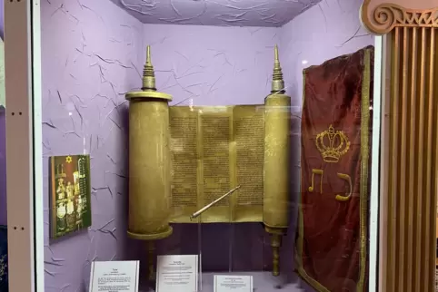 Ein Herzstück der Ausstellung im Jüdischen Museum der Nordpfalz ist die Torarolle.