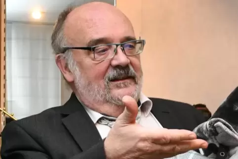 Experte für Damenmode: Thomas Armbrust. Experte für Damenmode: Thomas Armbrust.