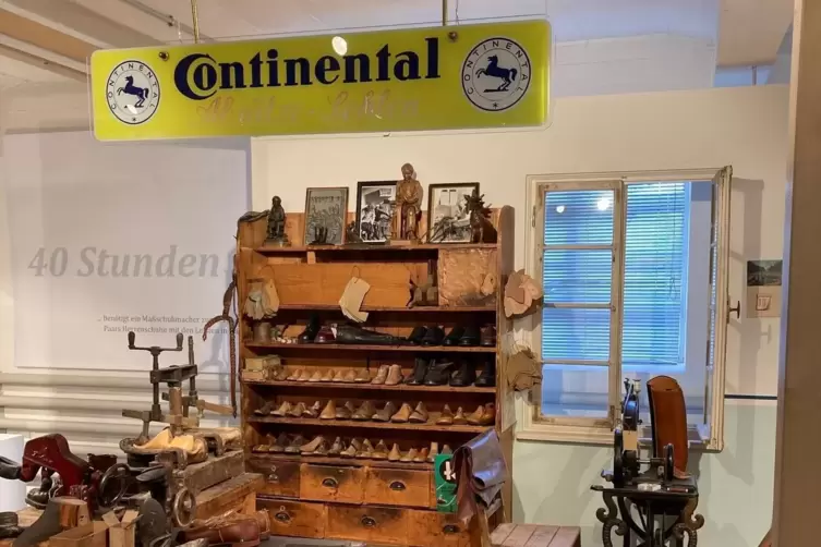 Ebenfalls in der Ausstellung: eine historische Schuhmacherwerkstatt.