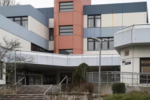 An der Integrierten Gesamtschule in Schönenberg-Kübelberg wird die Turnhalle saniert. 