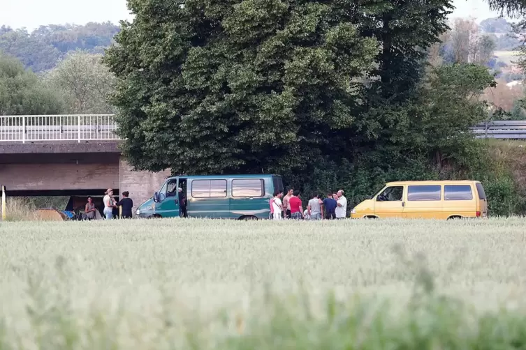 Ein Foto aus Sommer 2015. Damals kampierten regelm&auml;&szlig;ig Leute an der Br&uuml;cke bei Blieskastel.