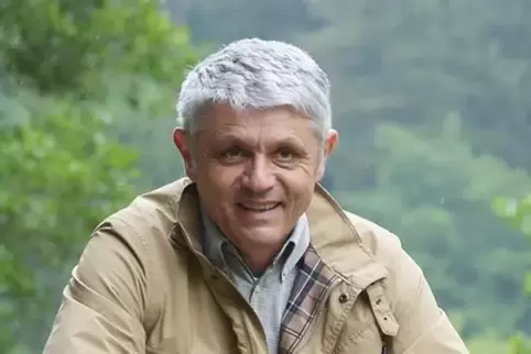 Bernhard Matheis ist gerne in der Natur unterwegs.