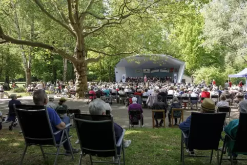 Endlich wieder Volkspark-Konzerte! Am Sonntag mit dem Sinfonischen Orchester der Moosalbtaler Blasmusik.