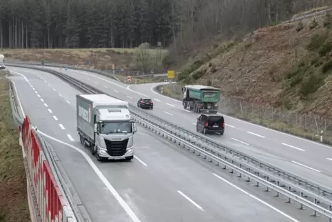 Der Ausbau-Abschnitt bei Hinterweidenthal ist seit Ostern fertiggestellt. Als nächstes steht der Abschnitt „Felsnase“ vor Hauens