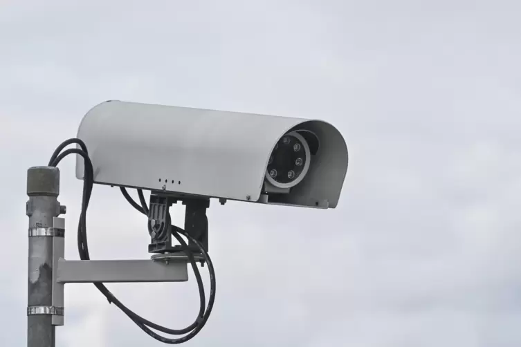 Überwachungskamera: Ihr Einsatz wird in mehreren Gemeinden diskutiert.