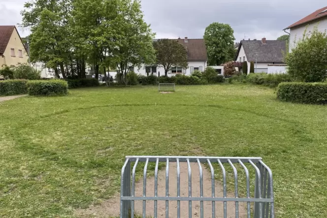 Anwohner wollen keine Bebauung auf der Grünfläche neben dem Spielplatz in der Richard-Wagner-Straße.