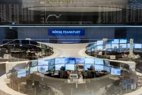 Analysten befürchten einen nervösen Schaukelkurs an den Börsen in den kommenden Wochen: Blick in den Handelssaal der Frankfurter