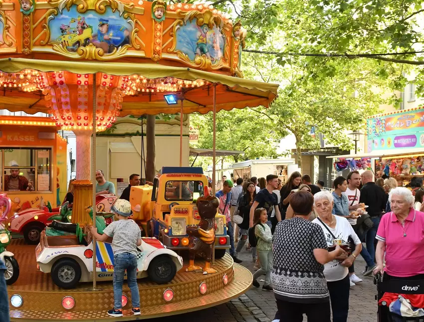 Beim Feiern Groß Oder Klein www.rheinpfalz.de