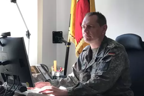 Oberstleutnant Christoph Kück ist der neue Kommandeur des Luftwaffenausbildungsbataillons. Seit gut 100 Tagen ist das sein Arbei