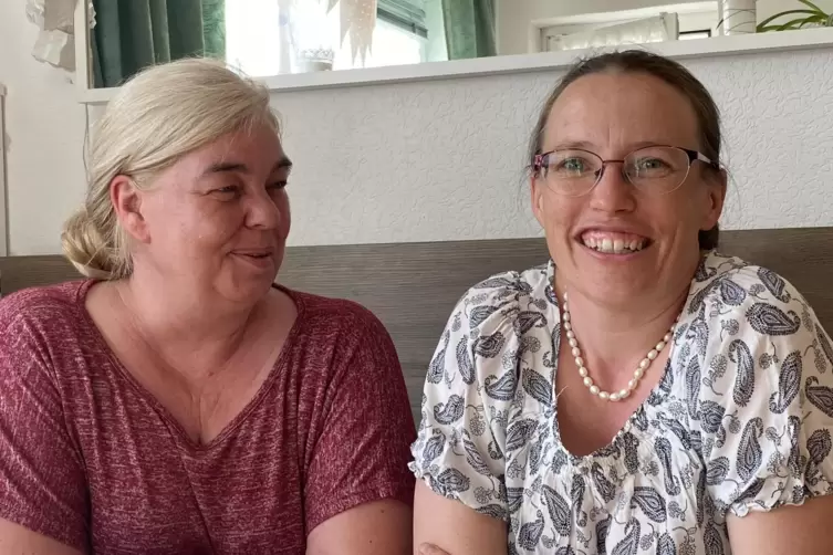 Seit vielen Jahren Tagesm&uuml;tter: Romy Spitzner-Kopp (rechts) und Ramona Mund-Dengel.