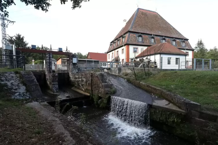 Ein zweites befindet sich in Scheibenhardt auf dem Areal der Bienwaldmühle an der Wieslauter.