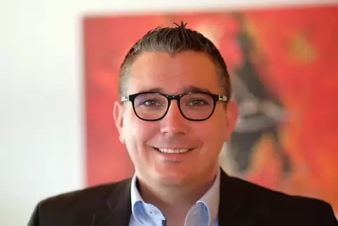Die Verwaltung und Verbandsbürgermeister Björn Bernhard laden zum 50. Geburtstag zu mehreren Veranstaltungen ein. 