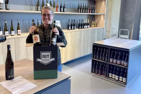Mira Walter im Weingut Bergdolt-Reif und Nett.
