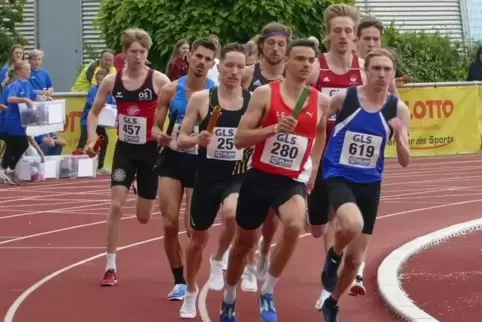 Der Startläufer der Lemberger 3x1000-Meter-Staffel, Nils Raab (Nummer 619), belegte bei der deutschen Meisterschaft auf den erst