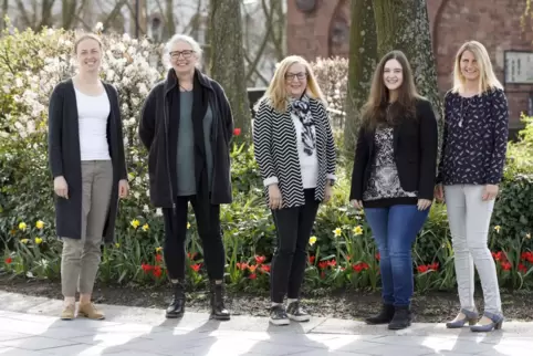  Die Gleichstellungsbeauftragten Katharina Disch, Stefanie Rothaar, Uschi Sooß, Rebecca Leis-Eschbach und Dorothee Müller (von l