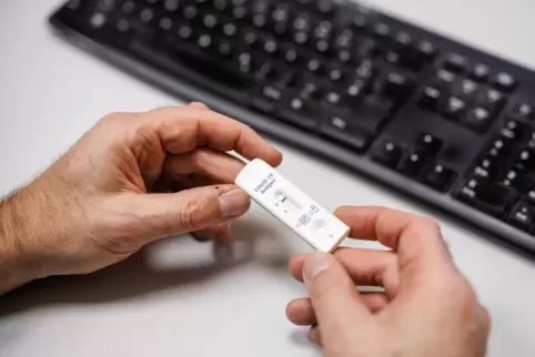 Die Testpflicht in Unternehmen kann angemessen sein.