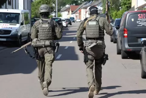 Einsatz fürs Spezialeinsatzkommando (SEK): Auch aus Rheinland-Pfalz rückte Verstärkung an. 