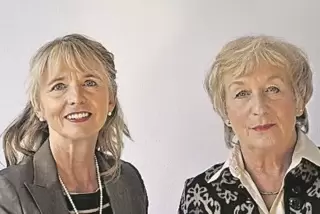 Gabriele Engel (links) und Ursula Klotmann praktizieren als systemische Therapeutinnen in Neustadt.