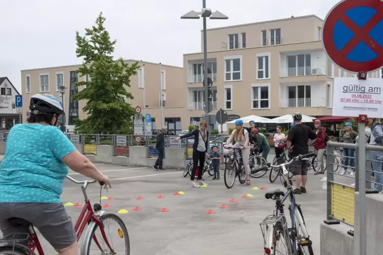Auf dem &Uuml;bungsparcours.