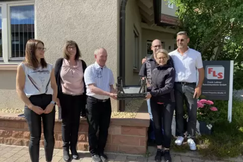 Etliche Mitarbeiter sind schon seit den Anfangsjahren dabei. Wie Tanja Faltermann (v.l.), Dagmar Frins, Alexander Wiederkehr und
